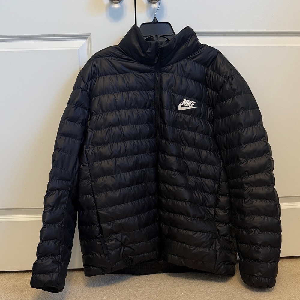 Nike Men's Quilted Black Puffer Jacket
